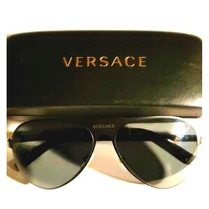 Authentic‼️Please Send To Poshmark Authentic Versace Avaitor
